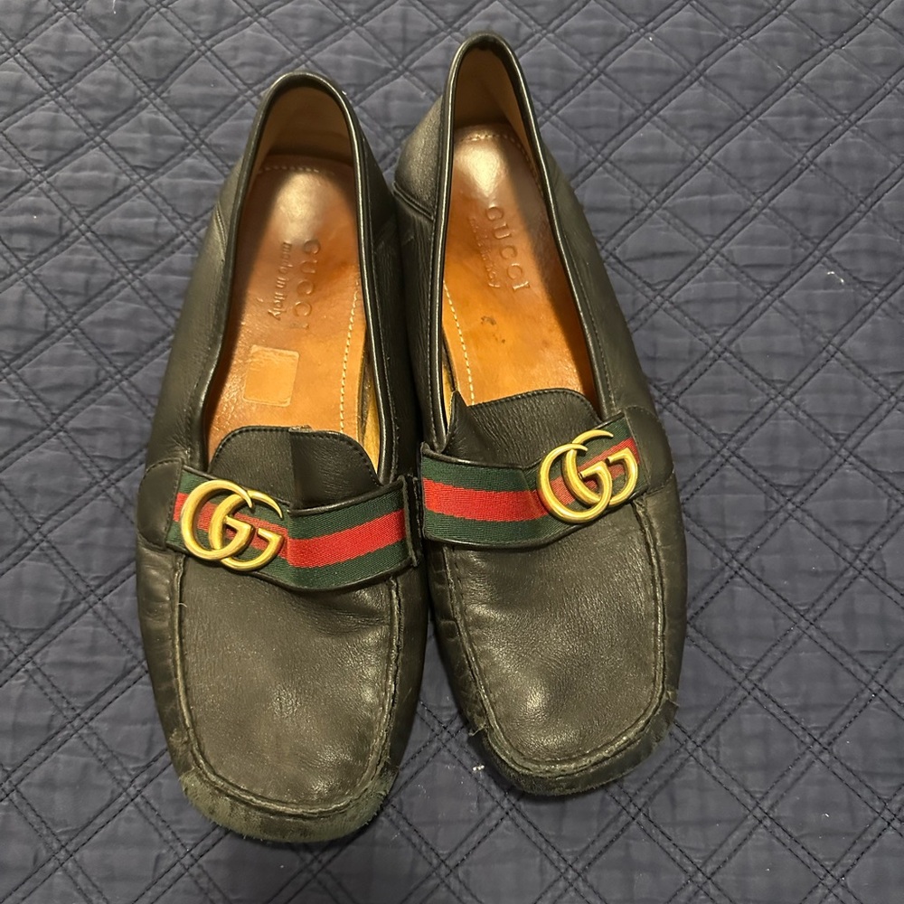 Gucci Men's Black Leather Drivers size 8